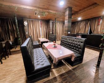 Vatsa International - Bhilai - Lounge