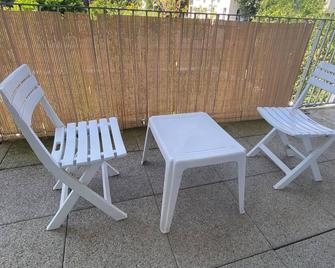Appartement Cosy Avec un Enorme Balcon - Nantes - Innenhof