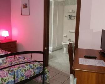 B&B Girosa - Caltagirone - Schlafzimmer