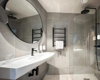 Sånga hotell & konferens - Ekerö - Baño