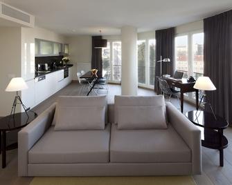 X Flats Gumussuyu - Istanbul - Living room