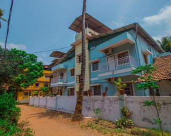 Super Collection O Holy Cross Home Stays - Bambolim - Edificio