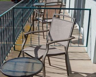 노스우즈 인 LLC - 바넘 - 발코니