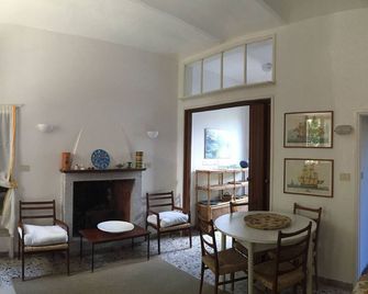 Casa Gaby N. 1 Apartment in Villa - Campo nell'Elba - Essbereich