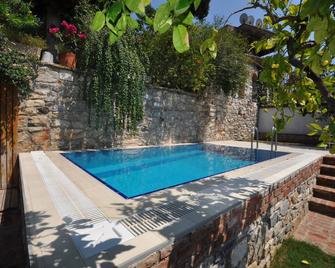 Garden House, Ephesus Holiday Rentals - Selçuk - Pool