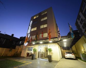 Hotel Boutique Reyall - סנטיאגו - בניין