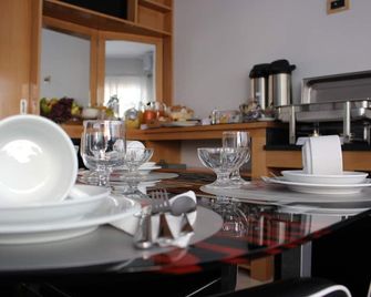 Morenos Boutique Hotel - Mindélo - Comedor