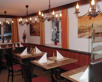 Gaestehaus Sahin - Schruns - Restaurace