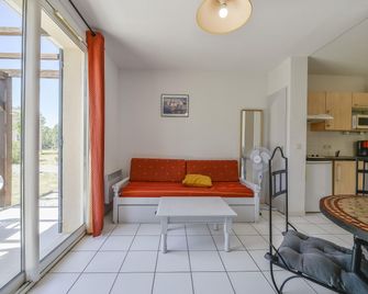 Residence Sun Hols Les Rives du Lac - Saint-Saturnin-lès-Avignon