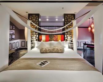 Hotel Royal Hoi An - Gallery - הוי אן - חדר שינה