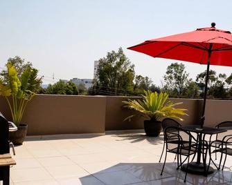 C3-S01 Executive Suite At Itesm Cem Furnished Suite Equipped Kitchen Parking - Ciudad López Mateos - Balcony