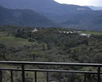San Pedro - Vasiliki - Balcony