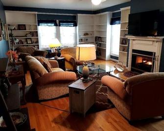 Lynchburg/Liberty U - Amish Country Luxury Estate - Gretna - Sala de estar