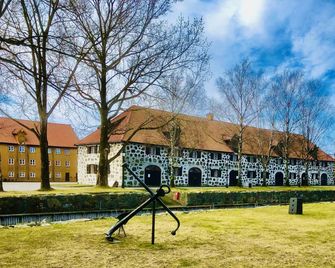 Larvik Pensjonat - Ларвік