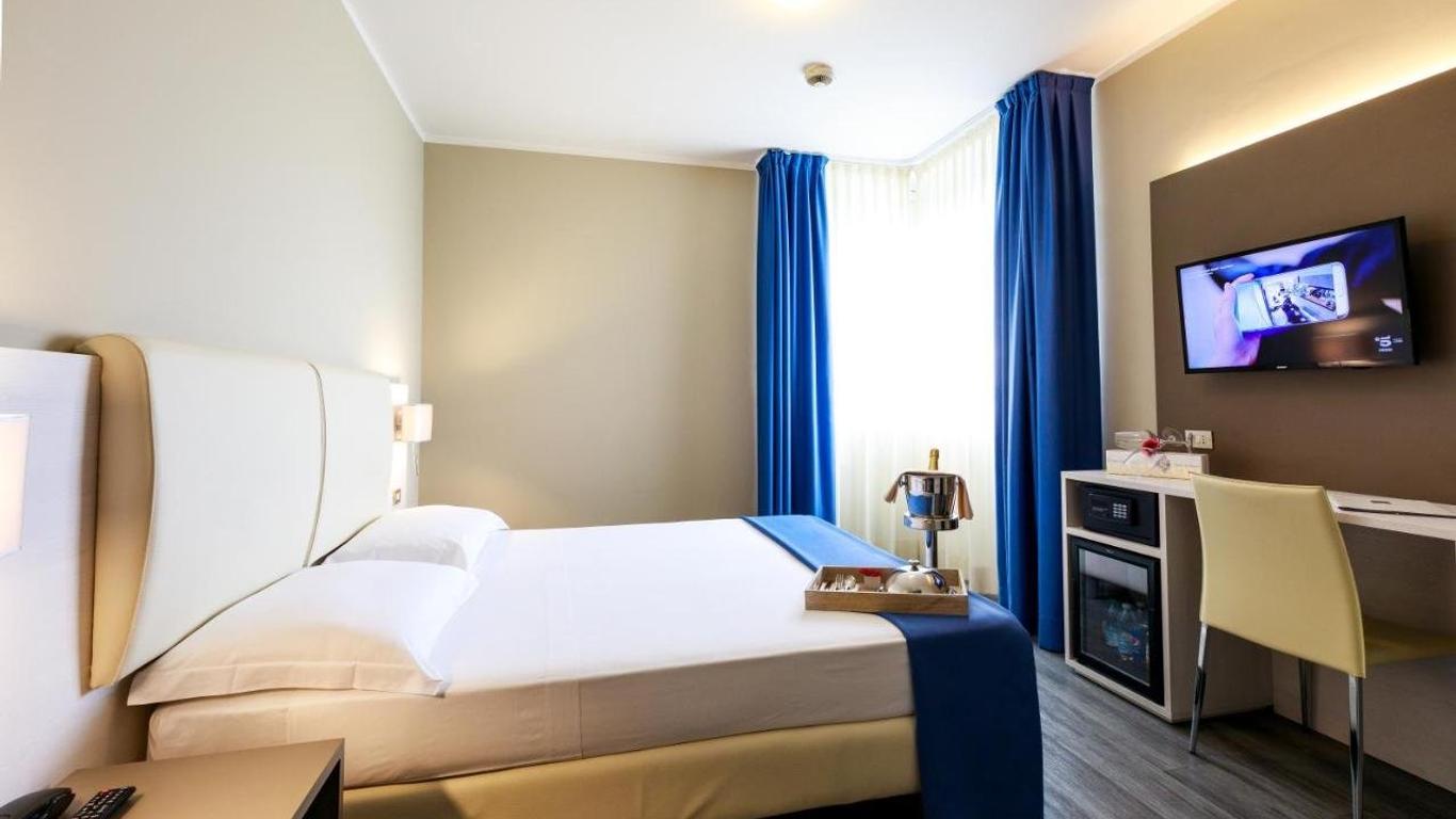 أوتل أوليجيو مالبنزا