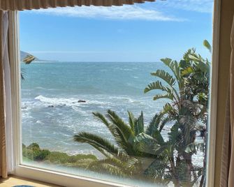 Cliff House Inn - Carpinteria