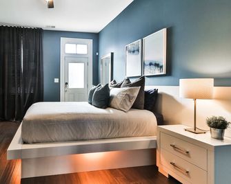 Luxury Apt w/ Spectrum Mood Lighting - Historic Cherokee Street Antique Row - St. Louis - Schlafzimmer