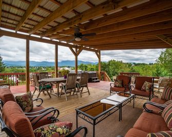 Bed&Breakfast Mayneview - Luray - Balcony