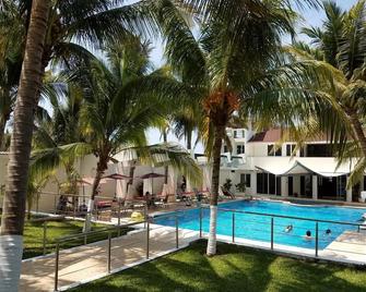 Casa Margarita Hotel And Paradise - Las Lisas - Piscina