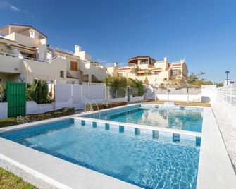 Bahamas III -Sant Joan- - Alicante - Piscina