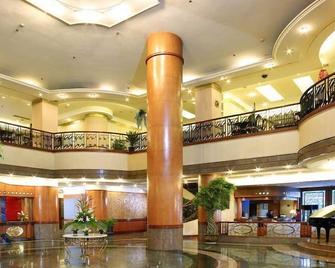 Gloria Plaza Hotel Shenyang - Shenyang - Lobby