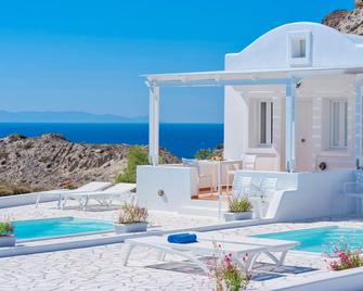 Katharos Pool Villas - Oia - Pool