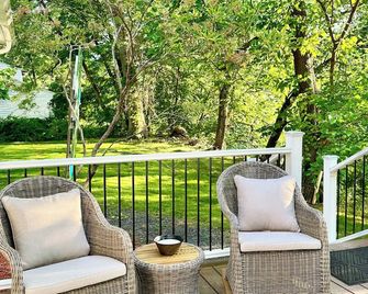 Family Lake House Waterfront - Saugerties - Ban công