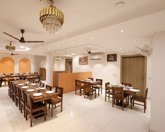 Hotel Royal Vilas - Bharatpur - Restaurace