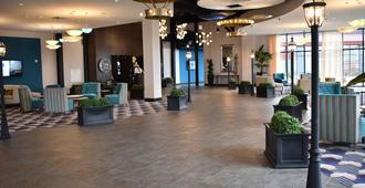 Fun City Resort Hotel - Burlington - Lobby