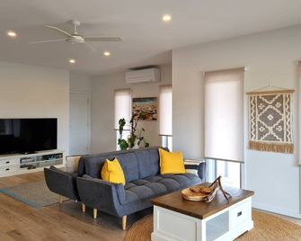 Point Break - 포트 줄리아 - 거실