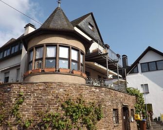 B&B Pension Winzerhaus Zell-Mosel - Zell - Edificio