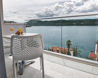 Hotel Villa Nova - Neum - Balcone