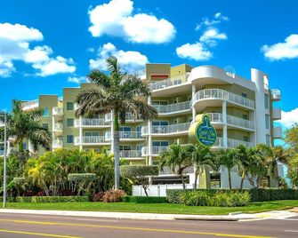 Crystal Palms 405 - Saint Pete Beach - Building