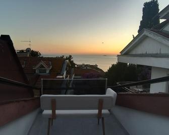 Görkemli Hotel - Büyükada - Balkon