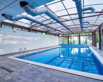 Park Hotel Arbanassi - Arbanasi - Pool