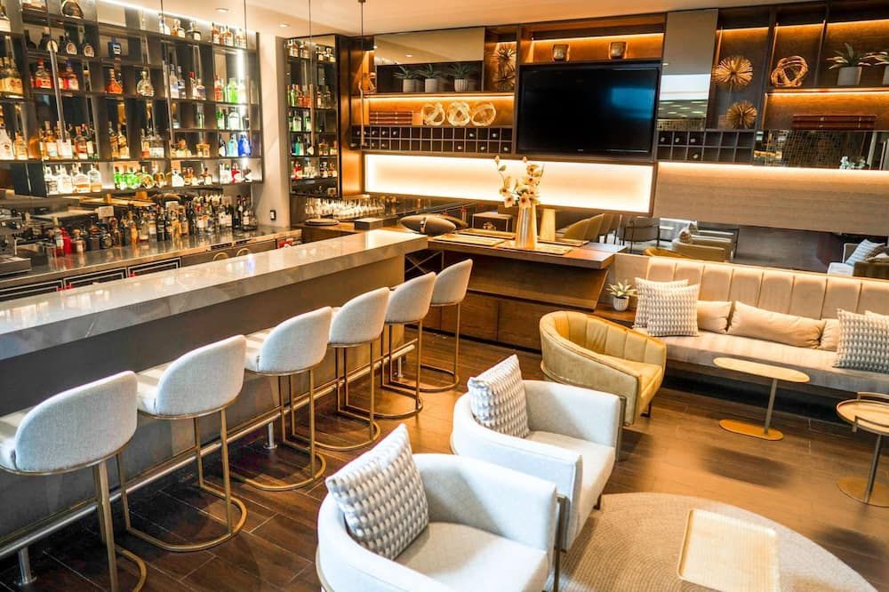Hotel 93 Luxury Suites by Preferred - בוגוטה - בר