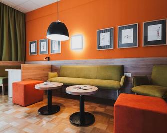 viavelo hotel am Seepark - פרייבורג אים ברייסגאו - לובי