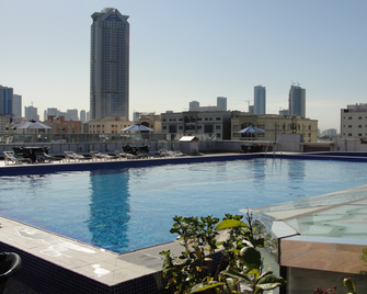 Al Bustan Hotel - Sharjah - Pool