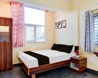 Hotel O Srs Boarding & Lodging Peenya 2nd Stage - Bangalore - Slaapkamer