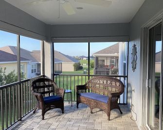 Amazing Three-Bedroom Home In The Villages. Great Spot For A Memorable Vacation! - Fruitland Park - Balcony