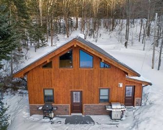 Trailside at Middle Pond - Pittsburg - Edificio