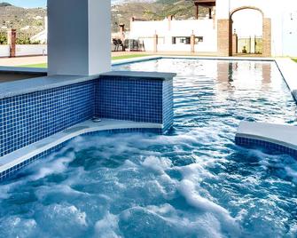 Comfortable House in Canillas de Albaida with Shared Pool - Canillas de Albaida - Piscina