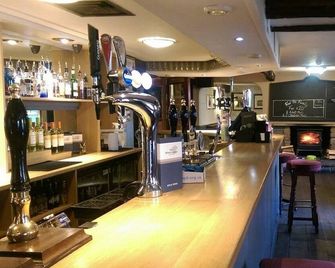The Wheatsheaf Inn - Carnforth - Bar