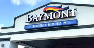 Baymont by Wyndham Dothan - דותן