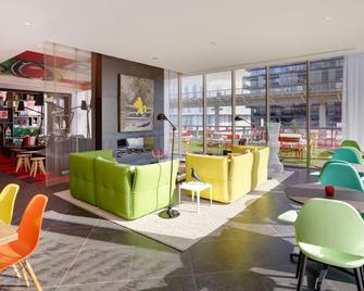 CitizenM Paris la Défense - Puteaux - Area lounge