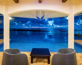 Dramatic Ocean View and Exclusive Island Beach - Ocean View Room #3 - Ojochal - Piscina