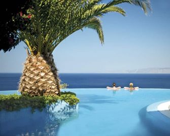 Villa Orion - Three Bedroom Resort, Sleeps 6 - Elounda - Pool