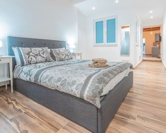 Gunpost Suite - Valletta - Bedroom