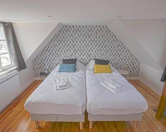 Holiday Home in Isigny-sur-Mer with Garden - Isigny-sur-Mer - Спальня