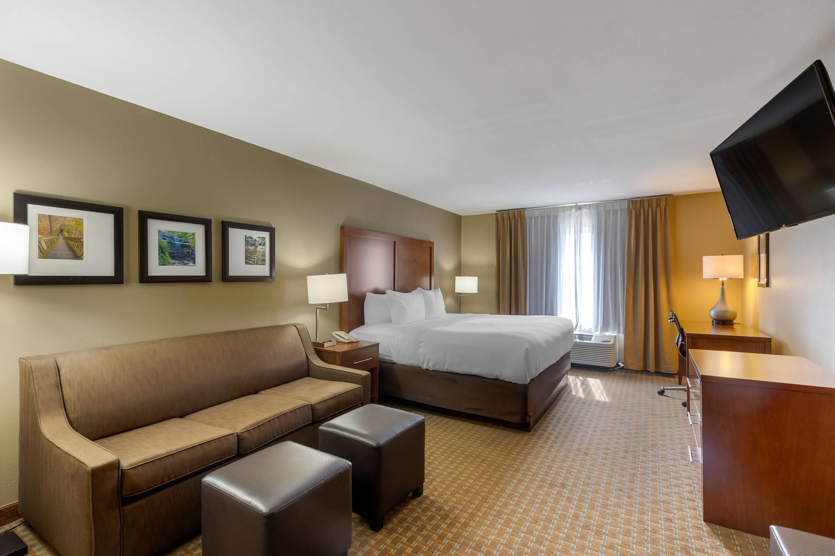 Comfort Inn & Suites Marion I-57 - Marion - Habitación